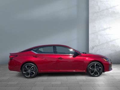 2023 Nissan Altima - Photo 7