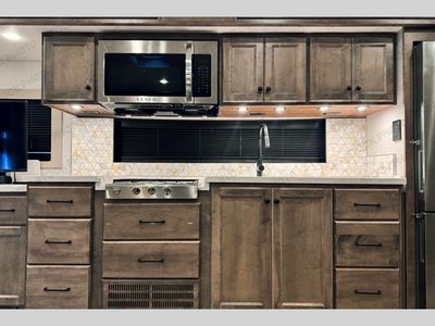 2026 Tiffin Motorhomes Byway - Photo 5