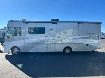 2019 Winnebago ADVENTURER — photo 27 view