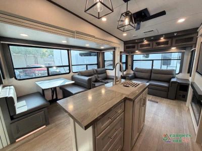 2025 Keystone RV Cougar — photo 10 view