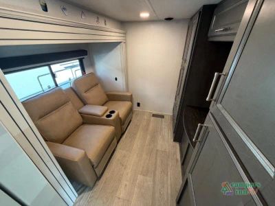 2025 Keystone RV Cougar — photo 29 view