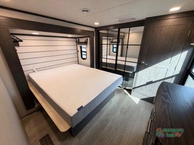 2025 Keystone RV Cougar — photo 35 view
