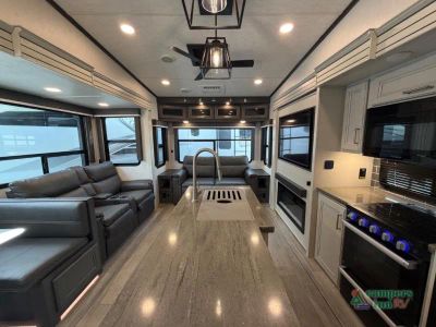 2025 Keystone RV Cougar — photo 9 view
