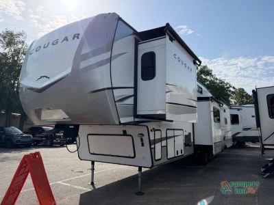 2025 Keystone RV Cougar — interior view