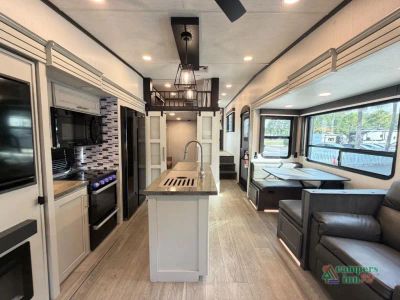 2025 Keystone RV Cougar — photo 13 view