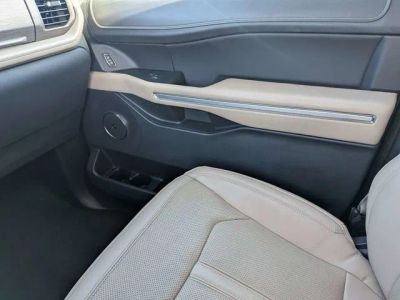 2023 Ford Expedition Max — photo 17 view