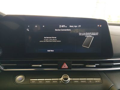 2024 Hyundai Elantra — photo 18 view