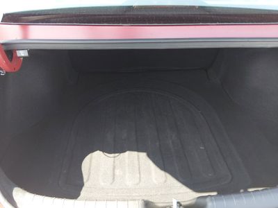 2024 Hyundai Elantra — photo 11 view