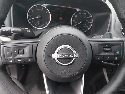 2024 Nissan Rogue - Photo 12