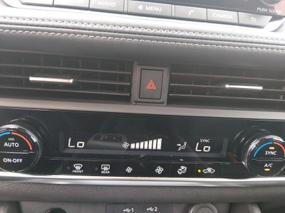 2024 Nissan Rogue - Photo 20