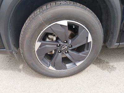 2024 Nissan Rogue - Photo 10