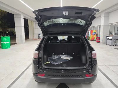 2026 Jeep Compass — photo 32 view