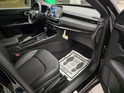 2026 Jeep Compass — photo 28 view