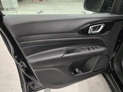 2026 Jeep Compass — photo 12 view
