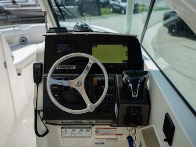 2021 Pursuit DC 266 - Photo 18