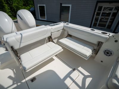 2021 Pursuit DC 266 - Photo 29