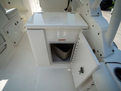 2021 Pursuit DC 266 - Photo 28