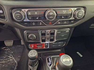 2026 Jeep Wrangler — photo 22 view