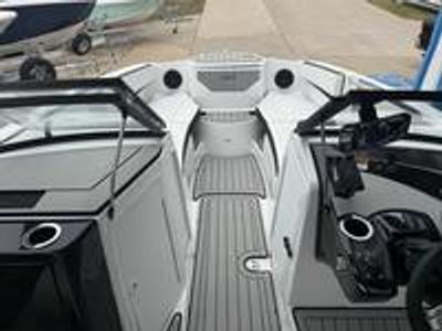 2026 Yamaha 252 S - Photo 15