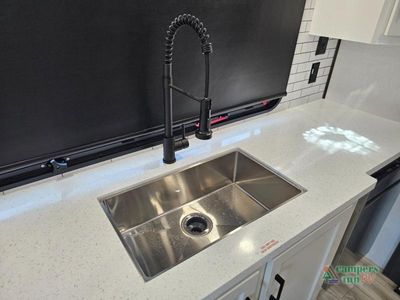2026 Venture RV SportTrek Touring Edition — photo 15 view