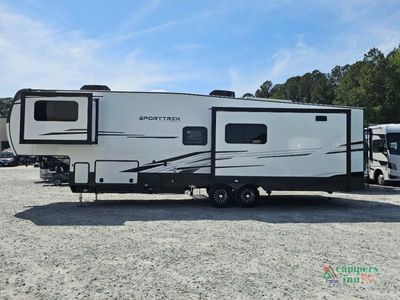 2026 Venture RV SportTrek Touring Edition — interior view