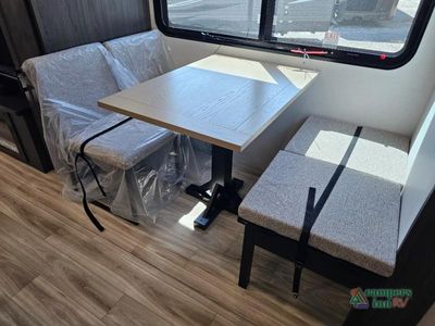 2026 Venture RV SportTrek Touring Edition — photo 41 view