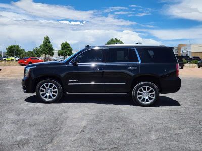2019 GMC Yukon — side profile view