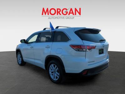 2016 Toyota Highlander — photo 7 view