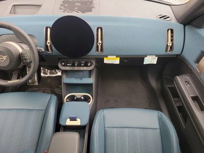 2026 MINI Countryman — photo 16 view