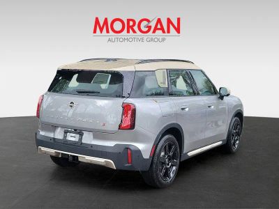 2026 MINI Countryman — interior view