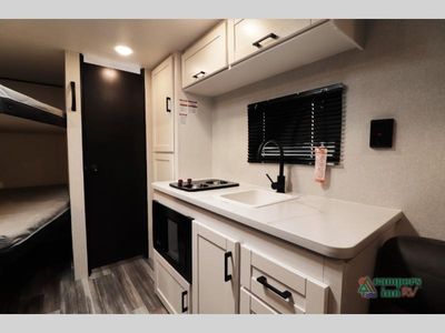 2026 Jayco Jay Flight SLX - Photo 22