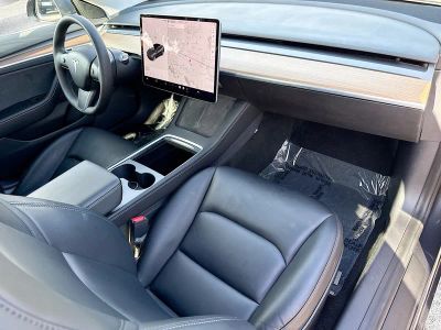 2021 Tesla Model 3 — photo 13 view