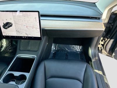 2021 Tesla Model 3 — photo 17 view