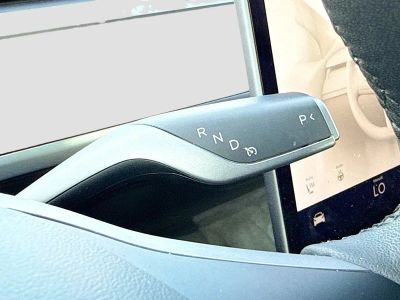 2021 Tesla Model 3 — photo 28 view