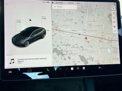 2021 Tesla Model 3 — photo 31 view