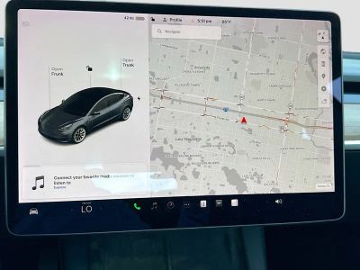 2021 Tesla Model 3 — photo 27 view