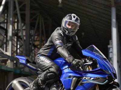 2026 Yamaha YZF-R1 — photo 15 view