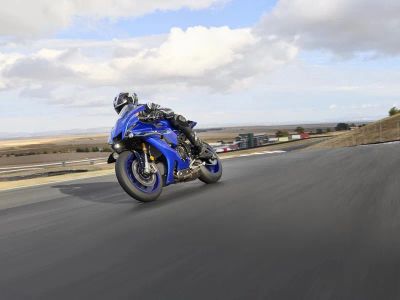2026 Yamaha YZF-R1 — photo 16 view