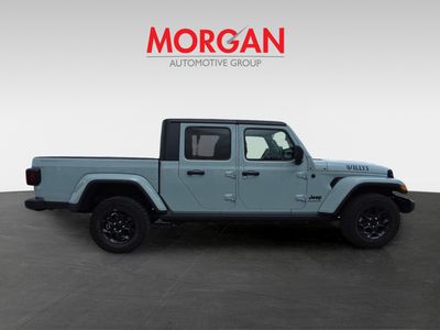 2023 Jeep Gladiator — side profile view