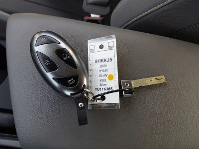 2026 Hyundai Elantra — photo 15 view