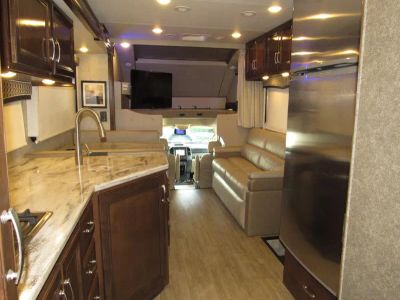 2020 Thor Motor Coach MAGNITUDE - Photo 3
