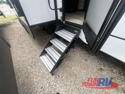 2025 Coachmen RV Brookstone - Photo 14