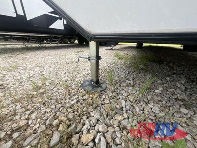 2025 Coachmen RV Brookstone - Photo 12