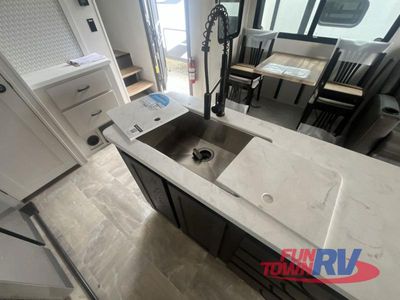 2025 Coachmen RV Brookstone - Photo 21