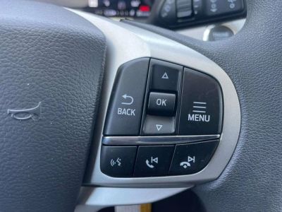 2026 Ford Explorer — photo 17 view