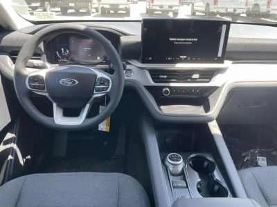 2026 Ford Explorer — photo 9 view