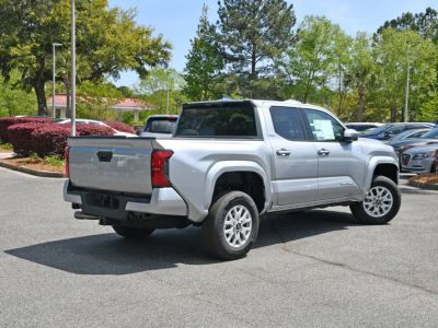 2026 Toyota Tacoma - Photo 2