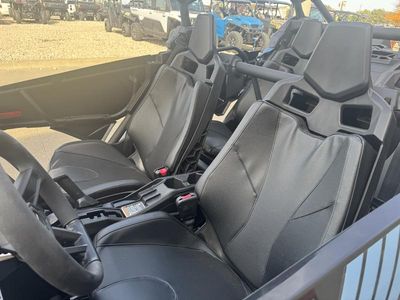 2026 Can-Am Maverick X3 MAX RS Turbo Scandi Blue & Orange Crush - Photo 11