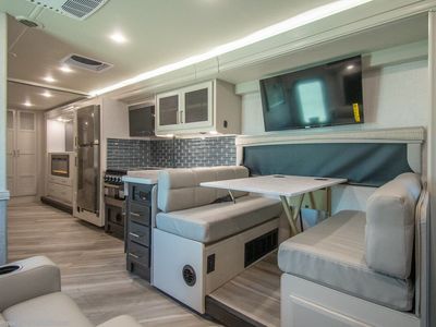 2026 Holiday Rambler Invicta - Photo 13