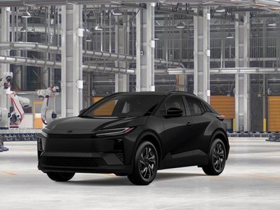 2026 Toyota C-HR SE in Midnight Black Metallic — front three-quarter view